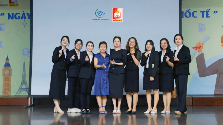 Tư vấn từ các trung tâm uy tín như Sunshine Brighter Education